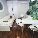 Luxury And Silente Bacvice Konukevi 4*