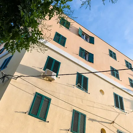 Luxury And Silente Bacvice 4*