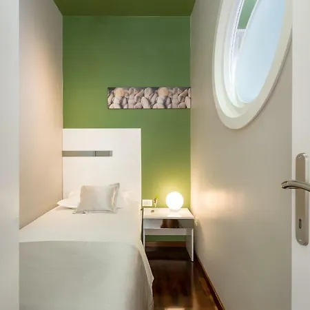 Luxury And Silente Bacvice ゲストハウス 4*