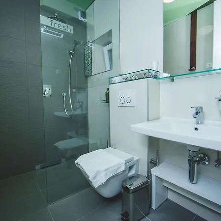 Luxury And Silente Bacvice 4* Split